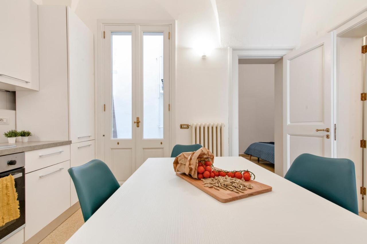 Blue Loft - Old Town Apartment Sit Lecce Eksteriør bilde