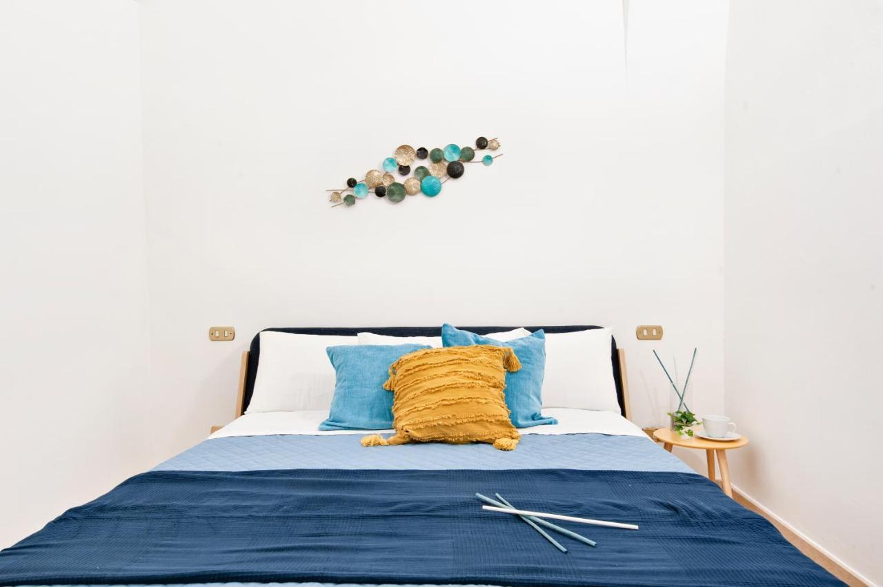 Blue Loft - Old Town Apartment Sit Lecce Eksteriør bilde
