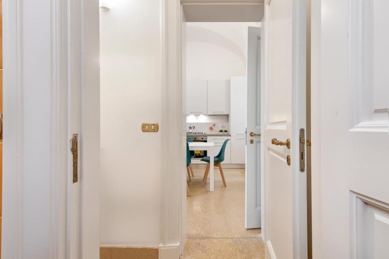 Blue Loft - Old Town Apartment Sit Lecce Eksteriør bilde