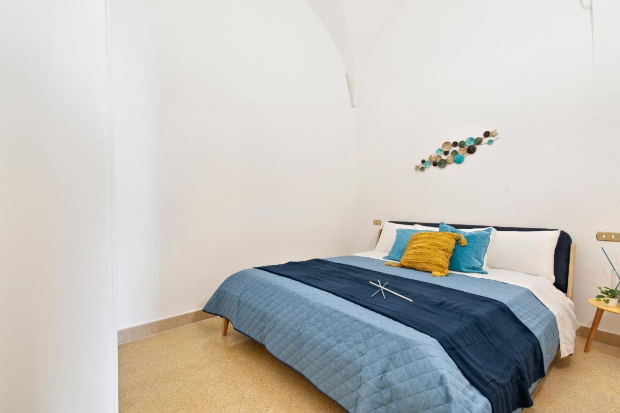 Blue Loft - Old Town Apartment Sit Lecce Eksteriør bilde